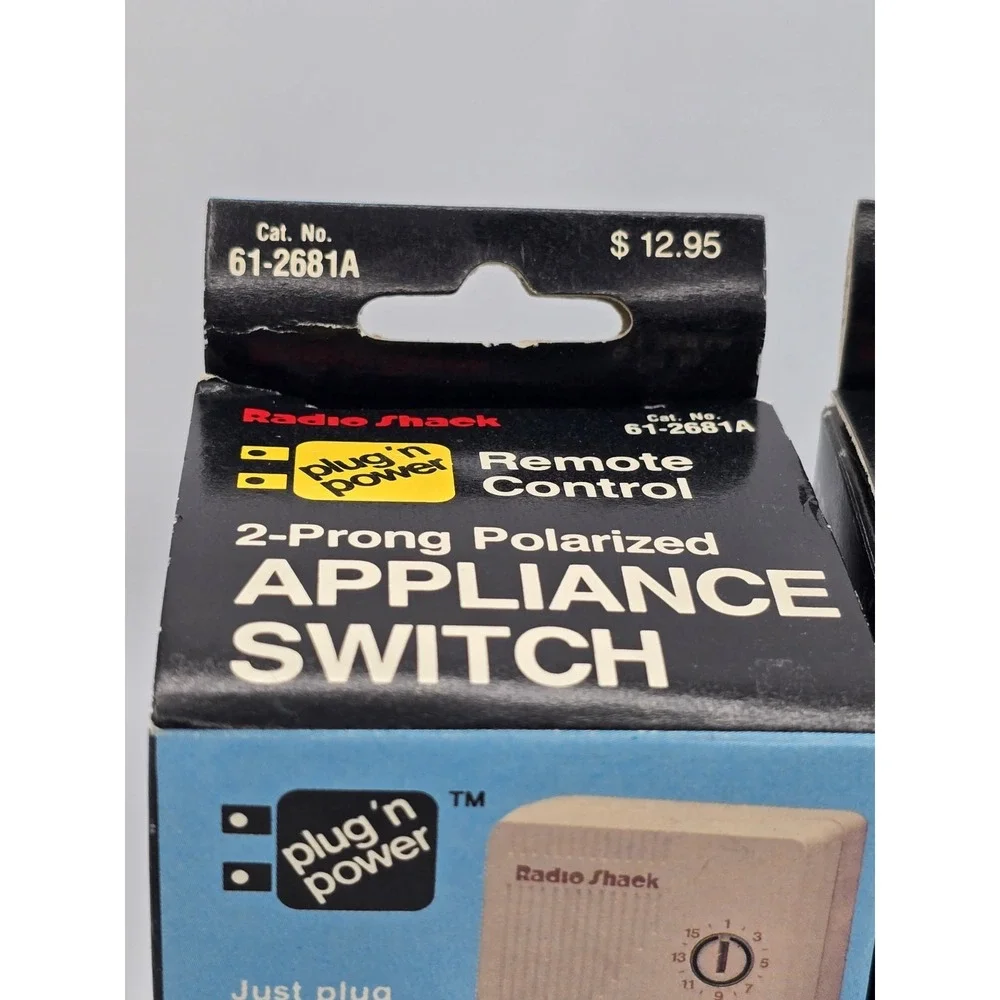 4 Lot Radio‎ Shack Plug 'n Power 3-Prong, 2 Prong Appliance Switch, & 2 Dimmer